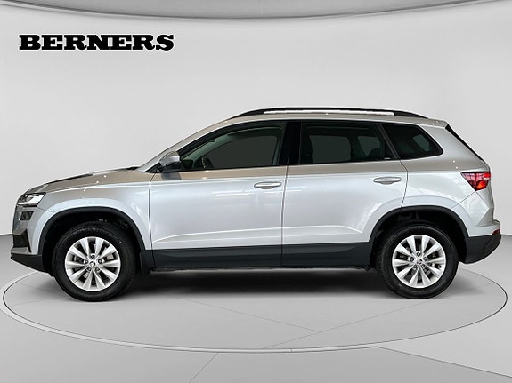 Skoda Karoq 2 of 12