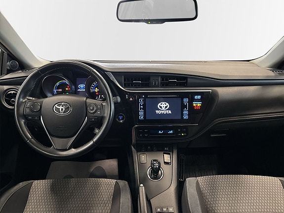 Toyota Auris 17 of 22