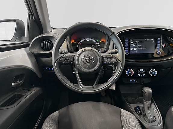 Toyota Aygo X 10 of 12