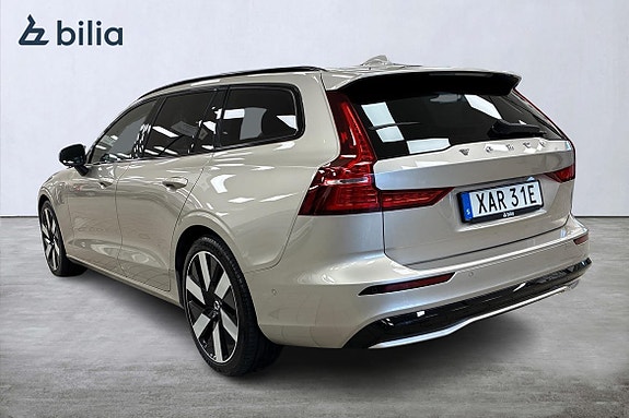 Volvo V60 2 of 22