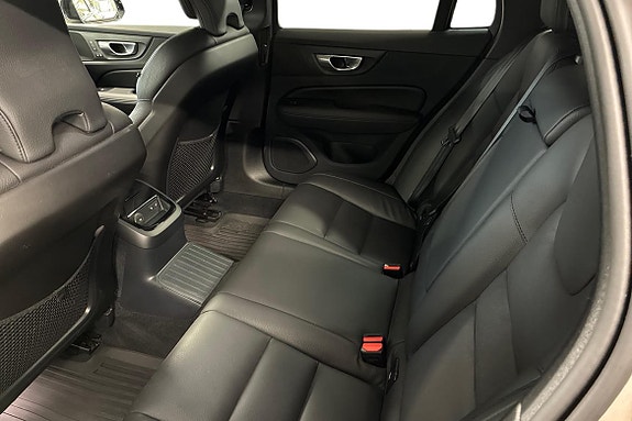 Volvo V60 13 of 22