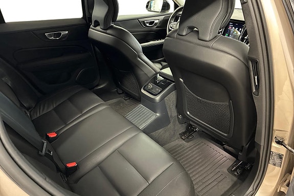 Volvo V60 9 of 22
