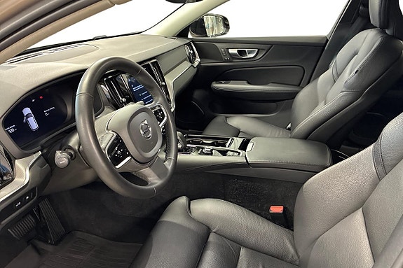 Volvo V60 14 of 22