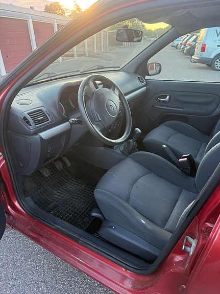 Renault Clio 5 of 6
