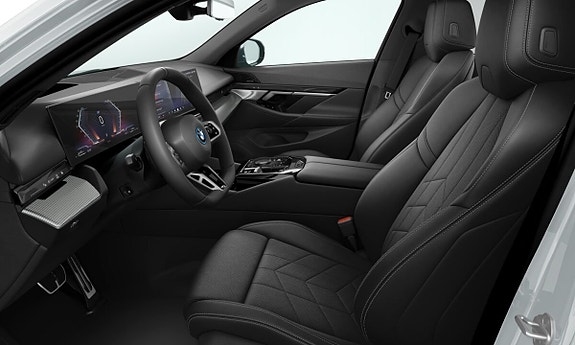 BMW 530e 3 of 3