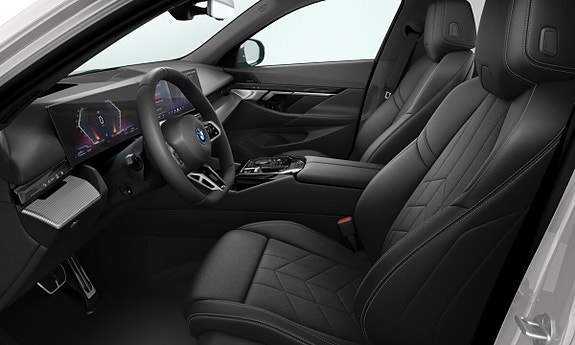 BMW 530e 3 of 3