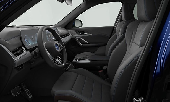 BMW X1 3 of 3