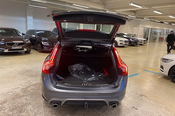 Volvo V60 16 of 29