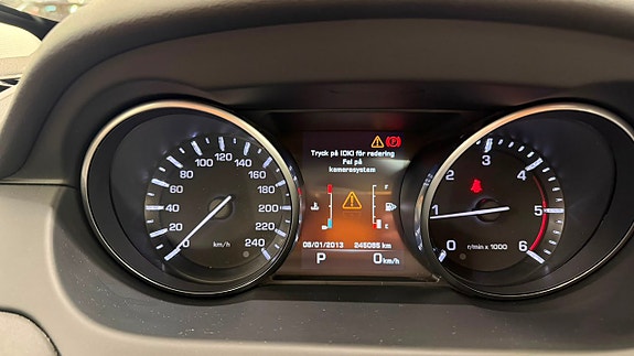 Land Rover Discovery Sport 16 of 16
