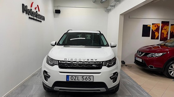 Land Rover Discovery Sport 3 of 16