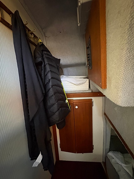 Regal Ambassador 255 XL 11 of 13