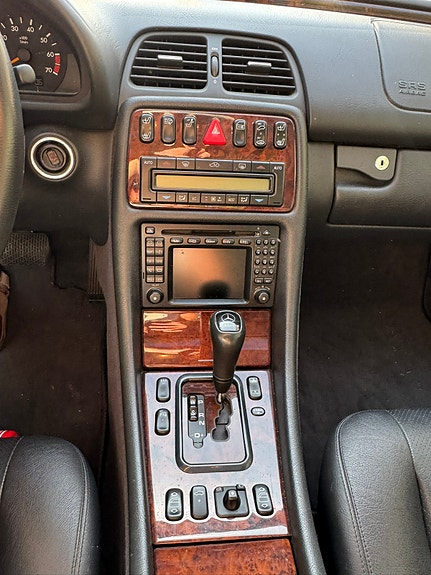 Mercedes-Benz CLK430 8 of 12