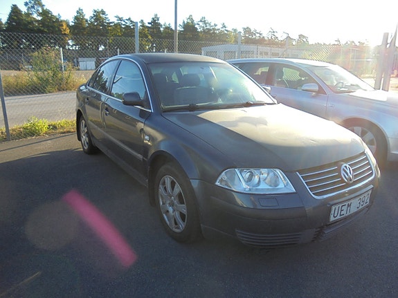 Volkswagen Passat 4 of 4