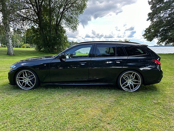 BMW 330e 5 of 11