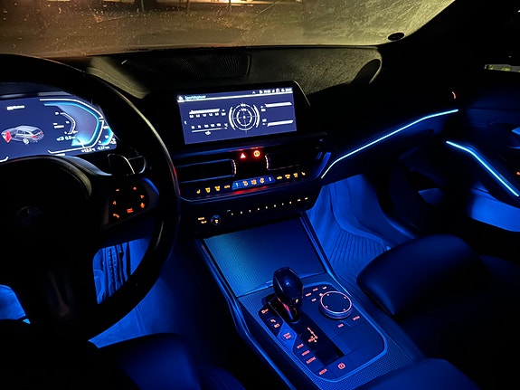 BMW 330e 10 of 11