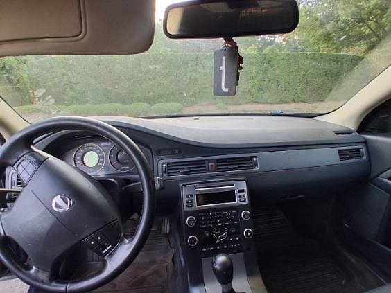 Volvo V70 5 of 6