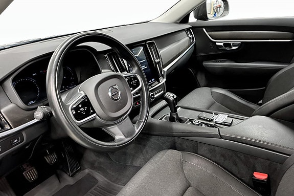 Volvo V90 Cross Country 5 of 9