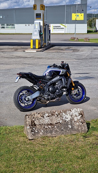 Yamaha MT-09 SP 3 of 3