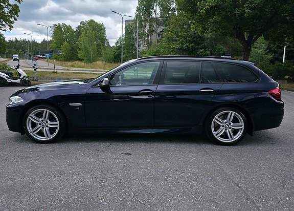 BMW 530d 4 of 30