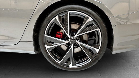 Audi A6 6 of 16