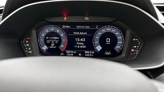 Audi Q3 12 of 14