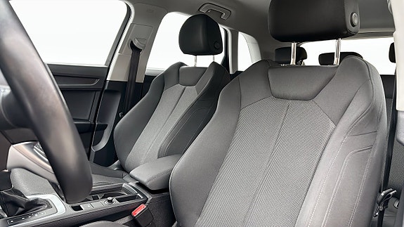 Audi Q3 8 of 14