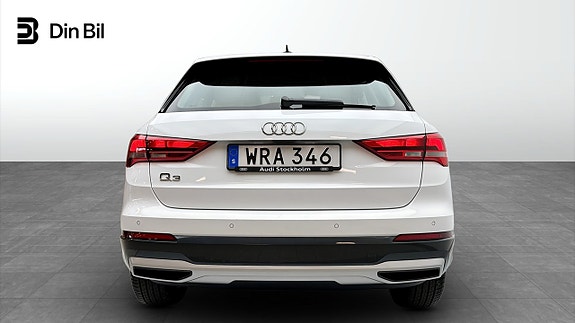 Audi Q3 5 of 14
