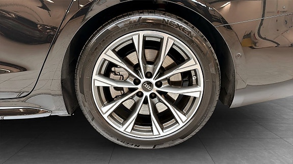 Audi A6 6 of 16