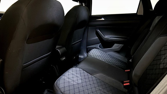 Volkswagen Taigo 11 of 19