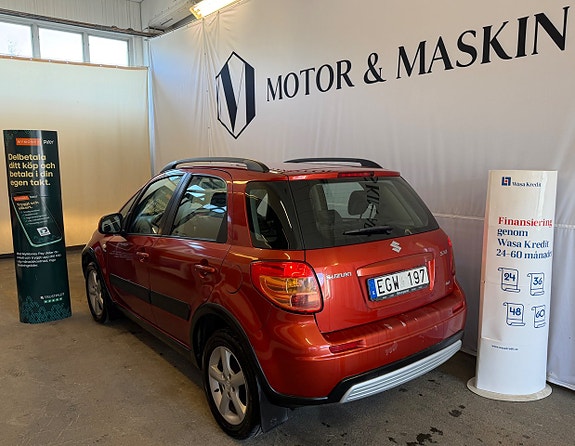 Suzuki SX4 4 of 10