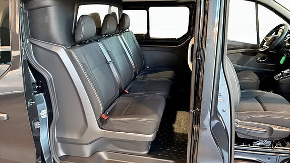 Renault Trafic 5 of 9