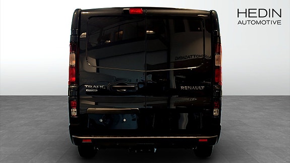 Renault Trafic 7 of 9