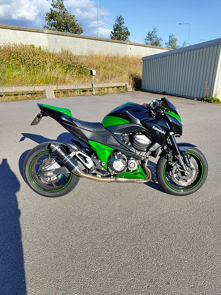 Kawasaki Z800 2 of 7