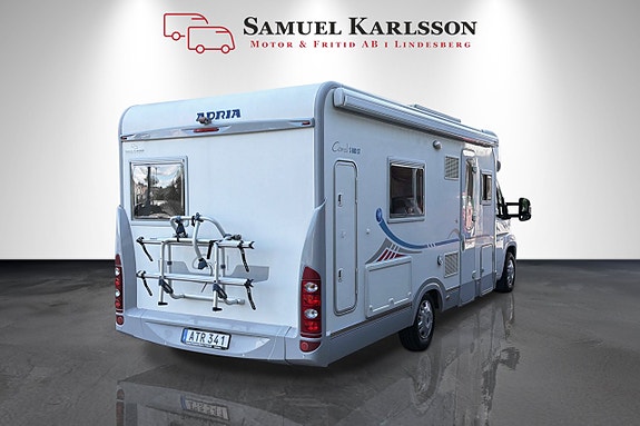 Adria Coral S 680 ST 2.3L Manuell B-kort | Solcell | Ugn | Backkamera 3 of 25