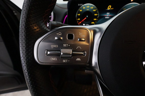 Mercedes-Benz EQB300 21 of 30