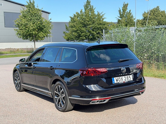 Volkswagen Passat 6 of 15