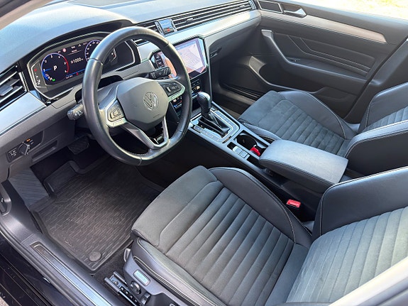 Volkswagen Passat 7 of 15