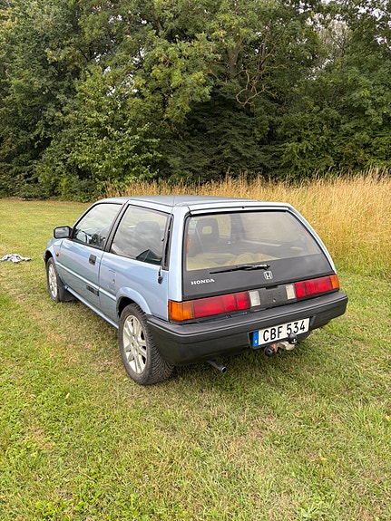 Honda Civic 4 of 6