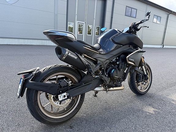 CFMOTO 800 NK Akrapovic - Köp Online 3 of 11