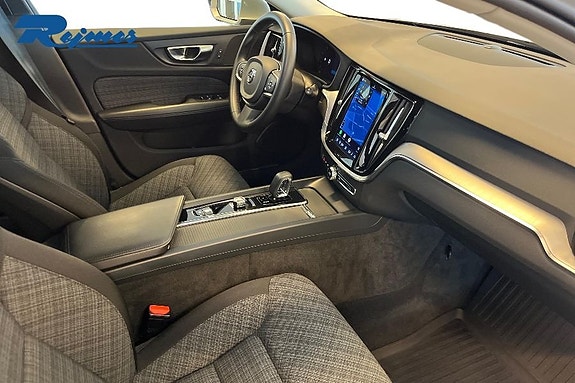 Volvo V60 11 of 17