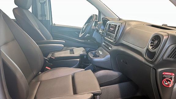 Mercedes-Benz Vito 119 3 of 9