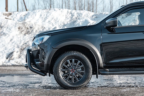 Isuzu D-max 8 of 15