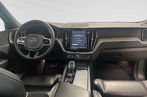 Volvo XC60 5 of 9