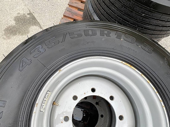 Bandenmarkt 435/50R19.5 8 of 9