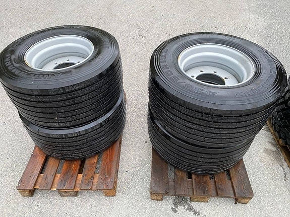 Bandenmarkt 435/50R19.5 9 of 9