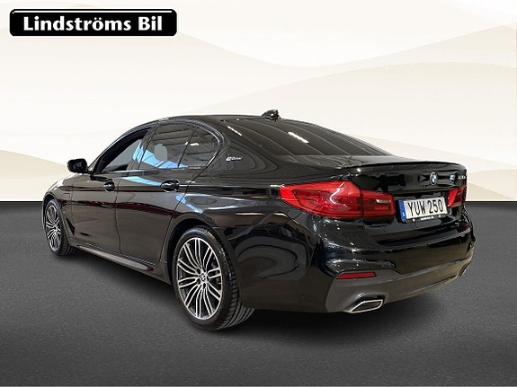 BMW 530e 4 of 18