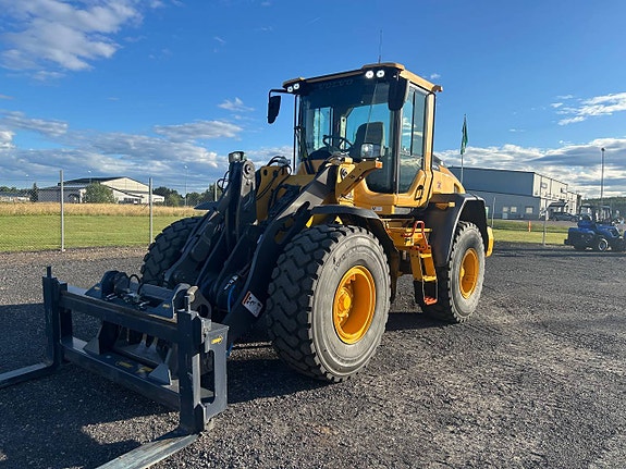 Volvo L60H 2 of 12