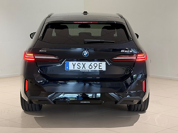 BMW 530e 13 of 14