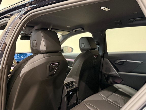 BMW 530e 7 of 14