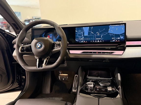 BMW 530e 9 of 14